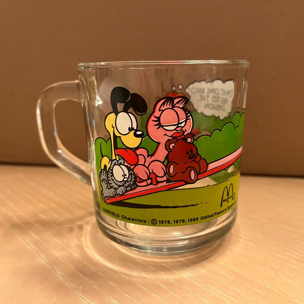 Vintage Garfield 6 oz glass mugs from 1978 McDonald’s promo. Complete set of 4. - Picture 10 of 11
